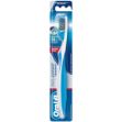 Spazzolino da denti Pro-Expert Cross Action medio Oral-B