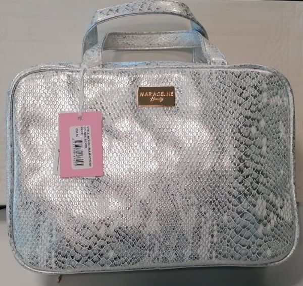 BEAUTY CASE SILVER